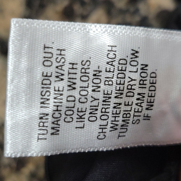 Vera Wang Trousers - Picture 5 of 5